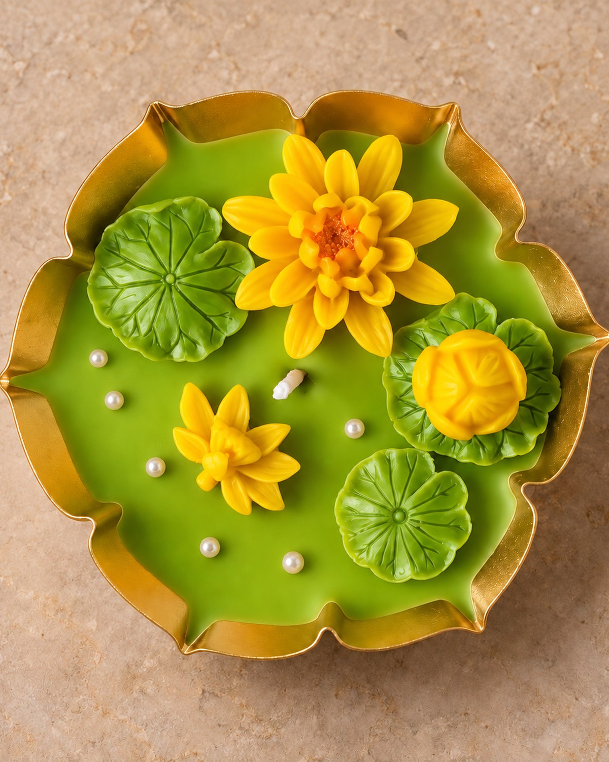 Emerald Lily Pond Urli Candle